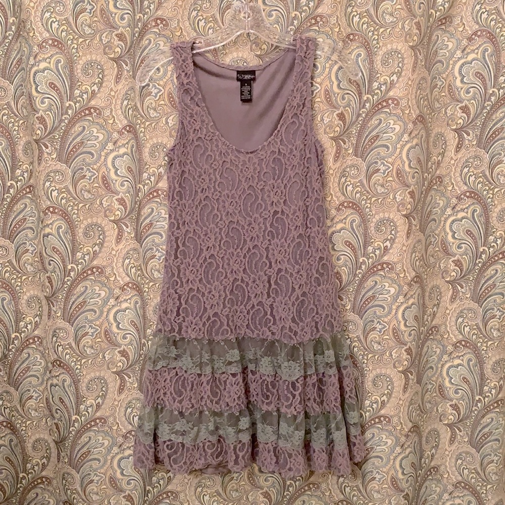 👗 Beautiful Lace & Lined Dress 👗